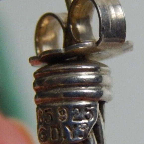 David Yurman Cable Station X Hoop Earrings - Picture 5 of 5